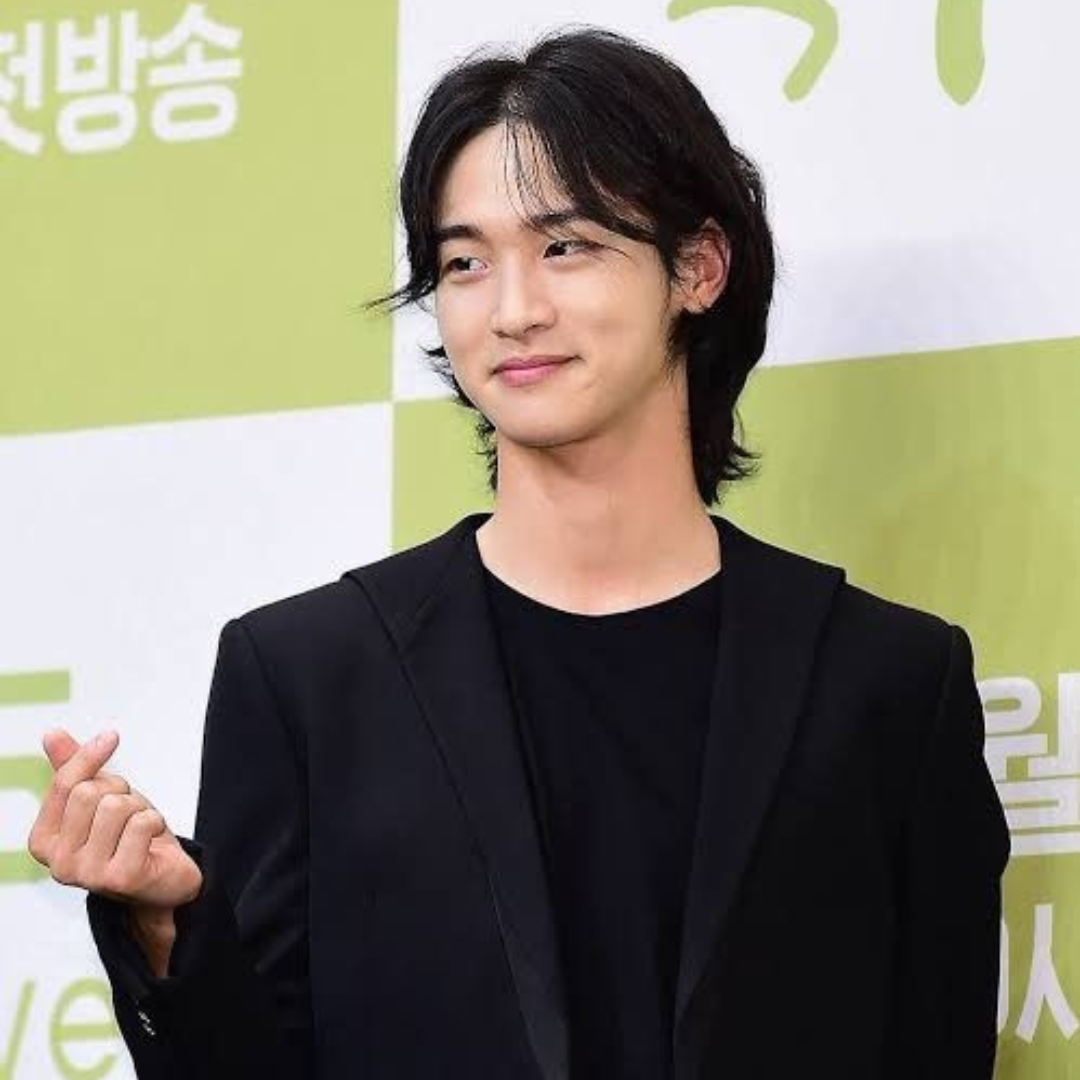 Charm Takes Korean Actors While Long Hair