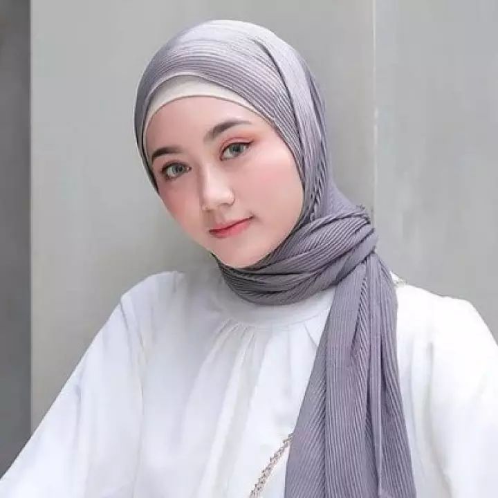 8 Simple Pashmina Plisket Hijab Tutorials But Still Stylish