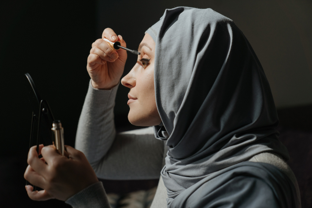 Doa Bercermin dan Artinya Sesuai dengan Ajaran Islam