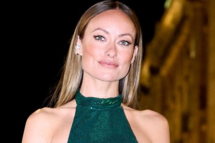 Photo of Olivia Wilde Attending the Red Carpet
