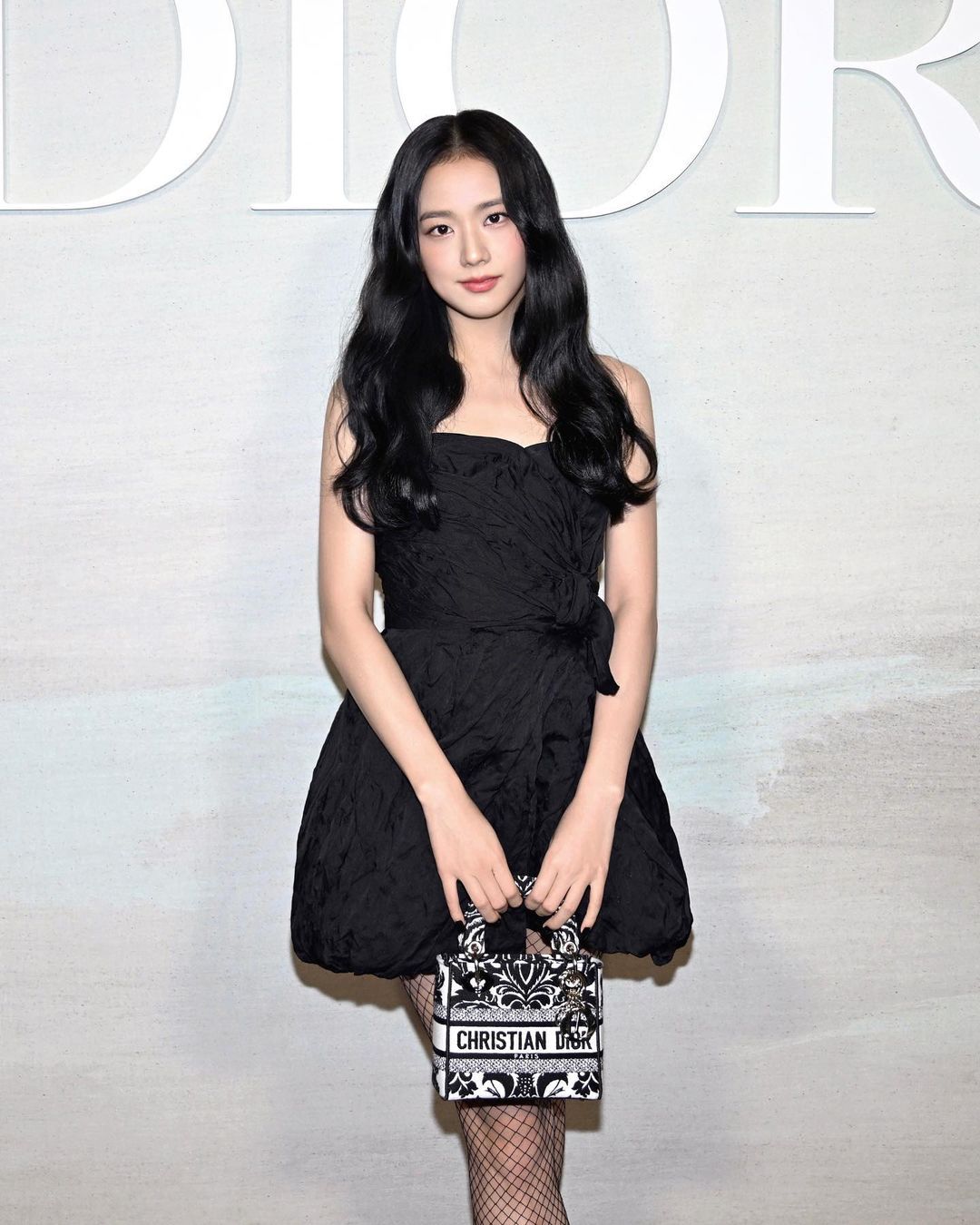 Style Jisoo 'BLACPINK' Attended Dior Spring/Summer 2023 Fashion Show