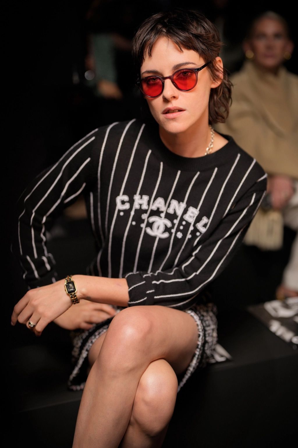 Gaya Jennie 'BLACKPINK' & Kristen Stewart di Front Row Chanel S/S 23