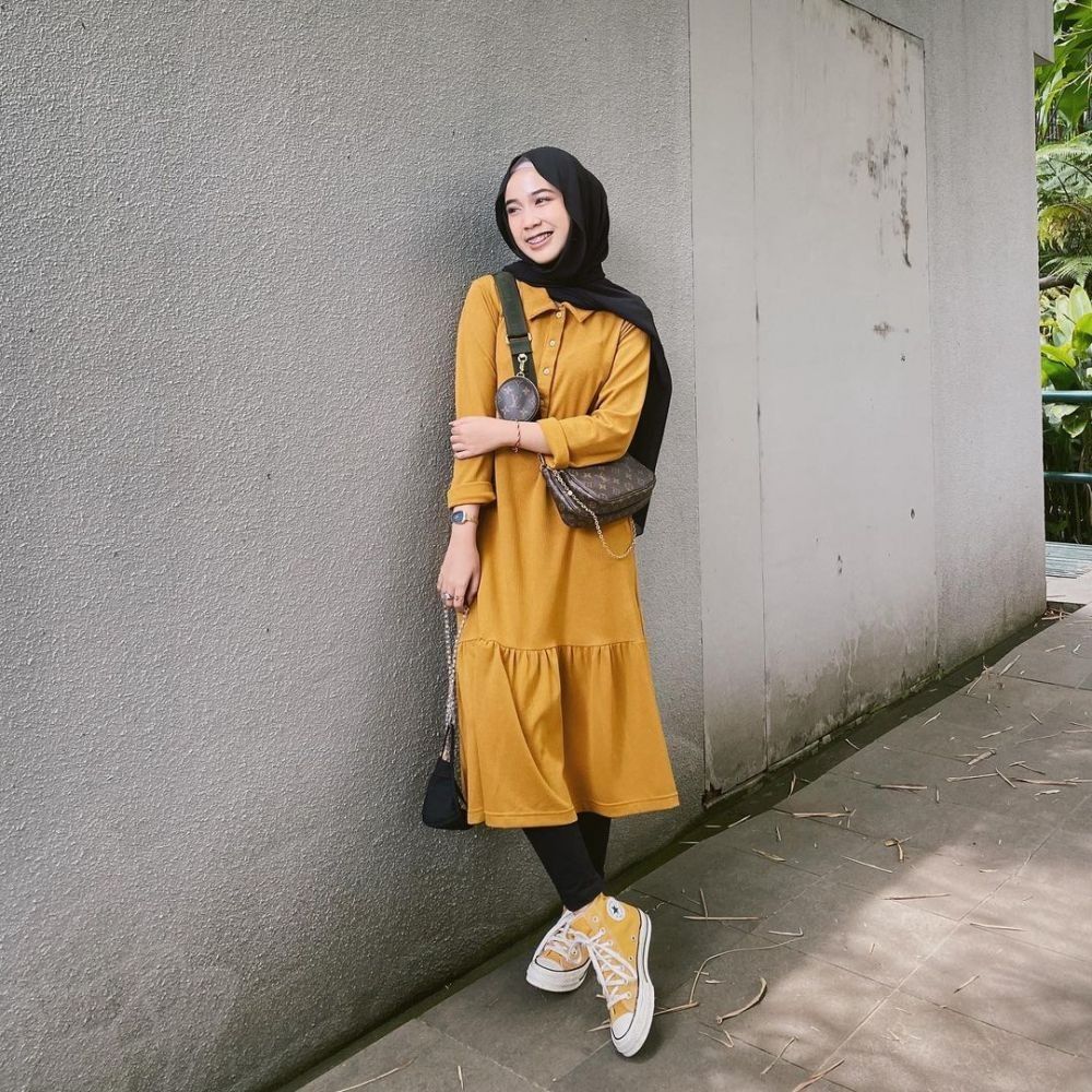 Rekomendasi Warna Hijab yang Cocok untuk Baju Kuning Mustard
