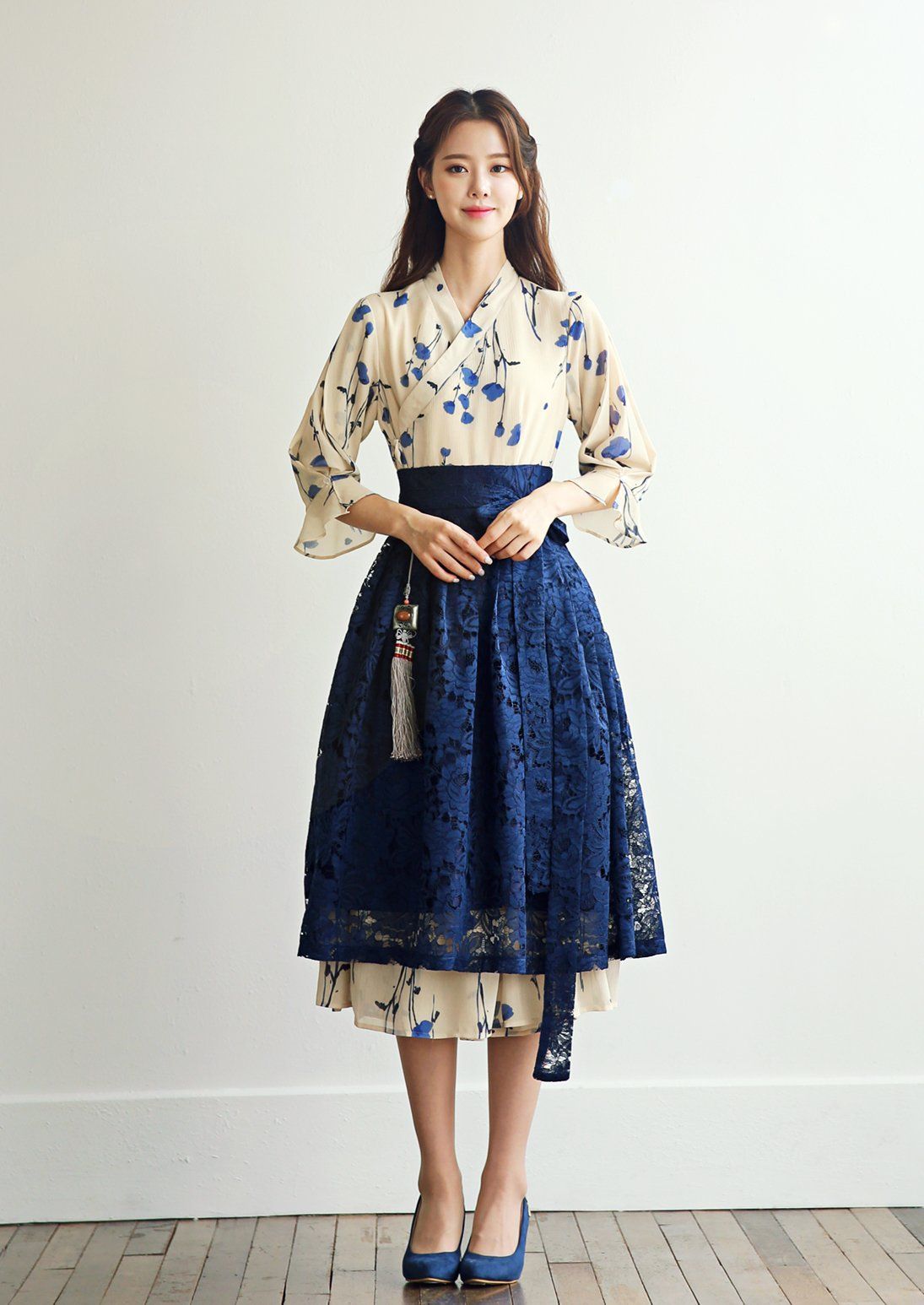 11 Gaun Pesta Korea Modern yang Anggun dan Fashionable