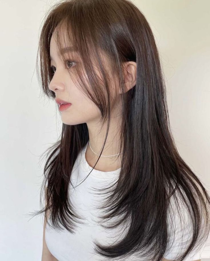 9 Model Rambut Layer Panjang Korea yang Anggun dan Kekinian