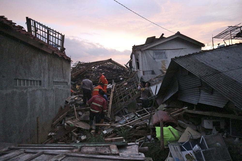 11 Potret Kerusakan Gempa di Cianjur, Rumah Warga Banyak Terdampak