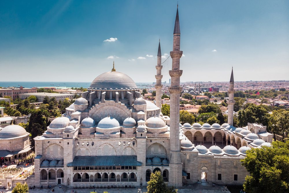 10 Mahakarya Arsitektur Islam Termegah di Dunia, Bikin Berdecak Kagum