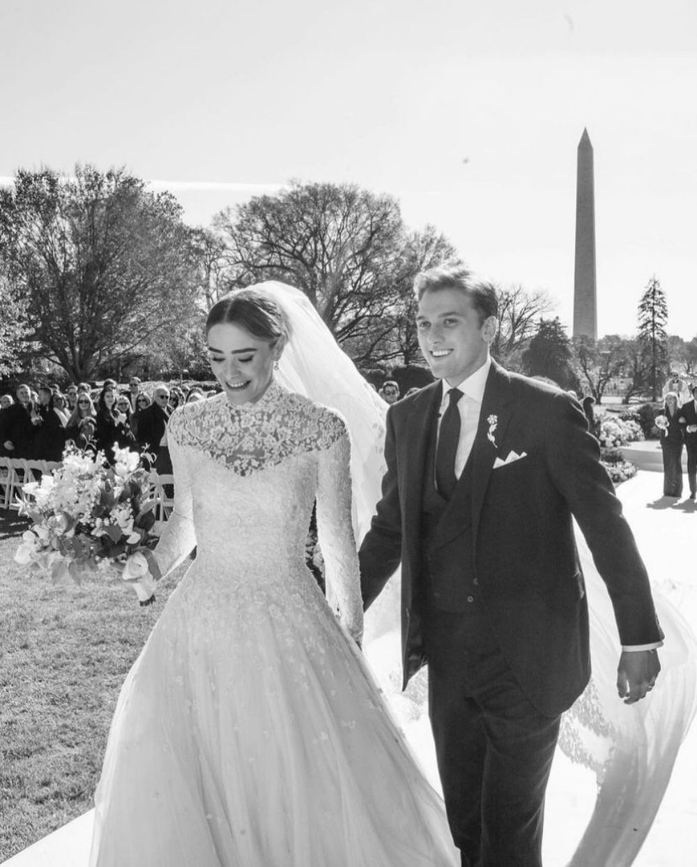 9 Momen Pernikahan Cucu Presiden AS Joe Biden, Sewa Gedung Putih!