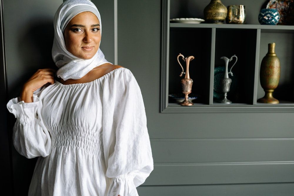 17 Wanita yang Haram Dinikahi Menurut Islam, Siapa Saja?
