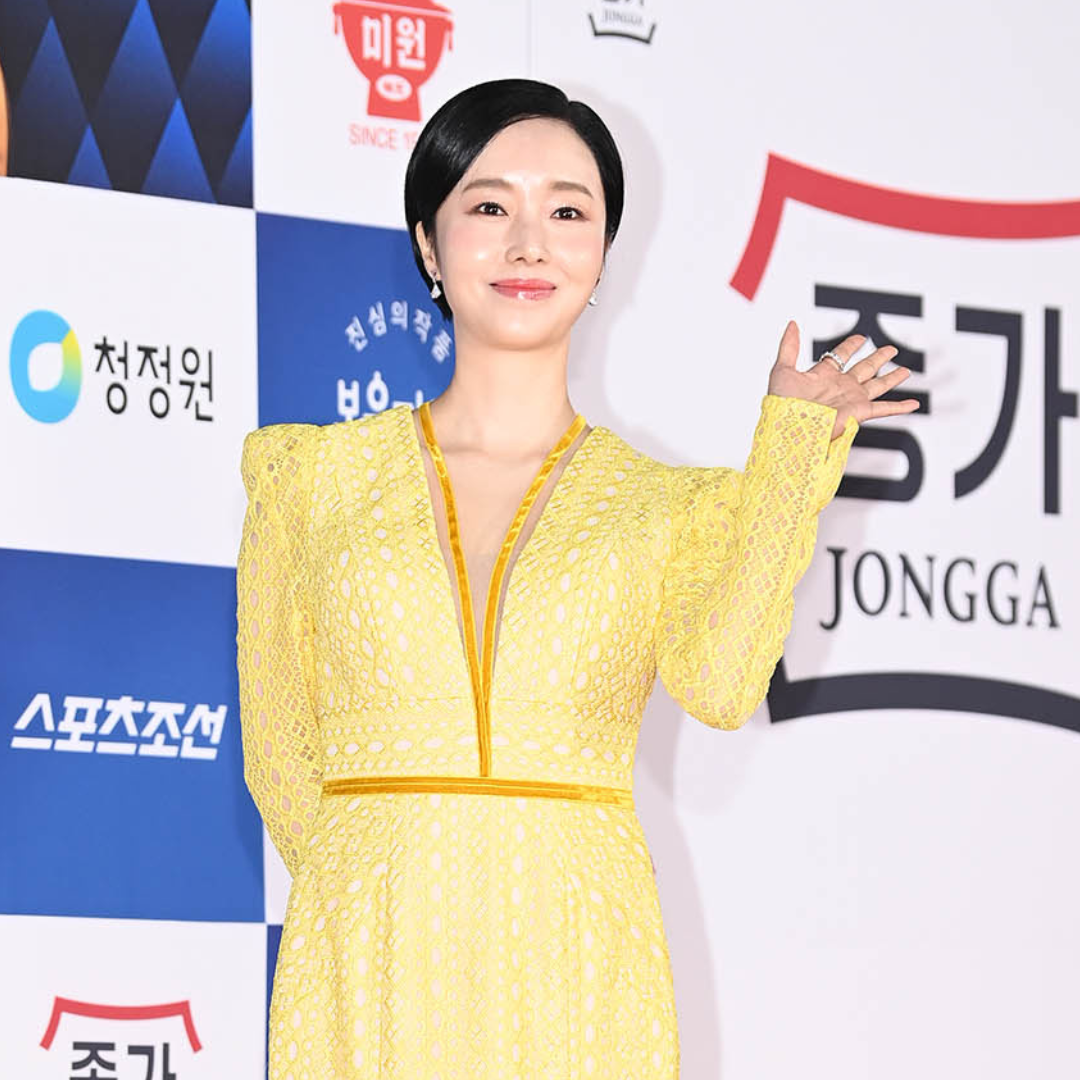 Selain Yoona, 11 Aktris Ini Tampil Memukau di Blue Dragon Film Awards