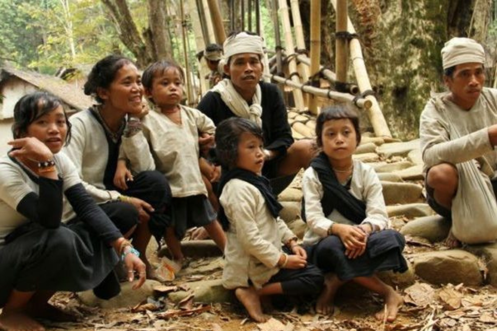 7 Suku Paling Unik yang Ada di Indonesia