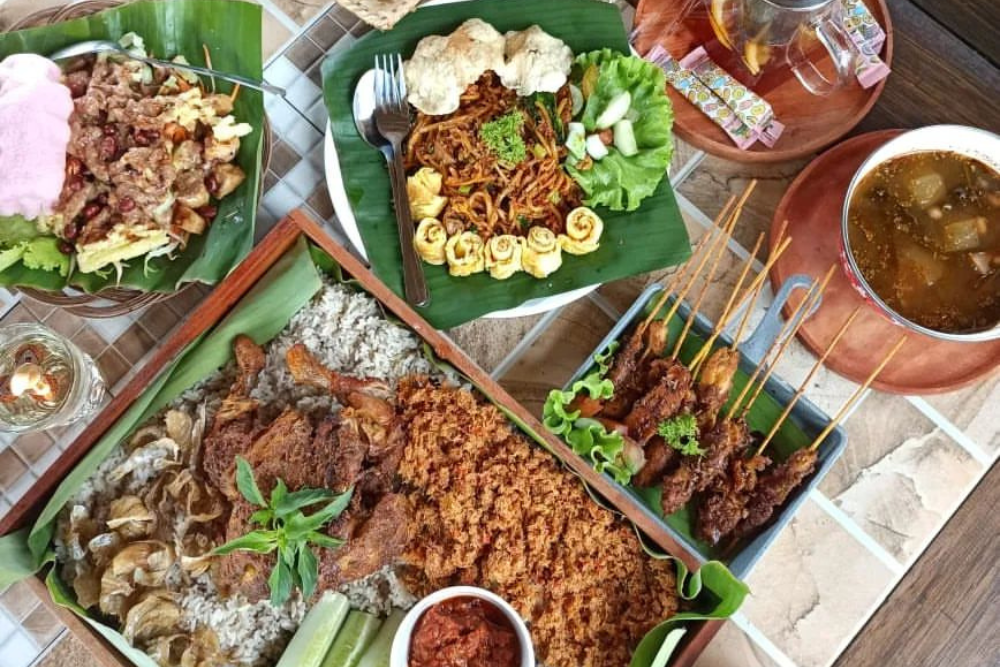 10 Tempat Makan Enak di Bogor yang Favorit dan Wajib Dicoba