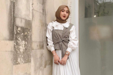 10 Outfit Lebaran Remaja Hijab Kekinian, Stylish Anggun